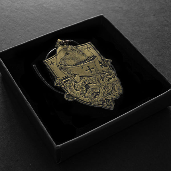 The Victorious Pendant (G/B)